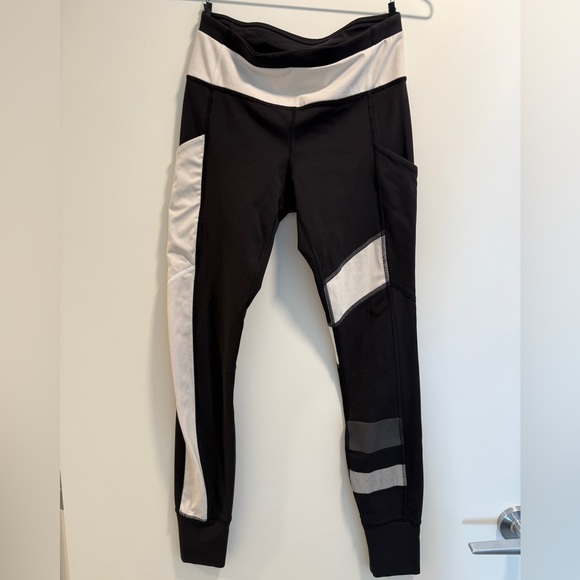 Lululemon Speed Tight II - Picture 5 of 9